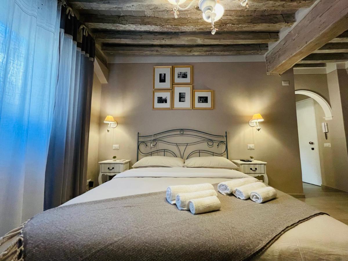 All'Interno Delle Mura Appartamento Con Wi-Fi E Netflix Lucca Buitenkant foto