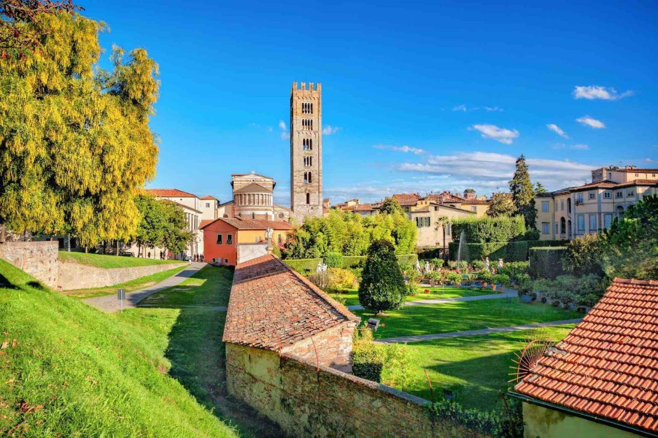 All'Interno Delle Mura Appartamento Con Wi-Fi E Netflix Lucca Buitenkant foto